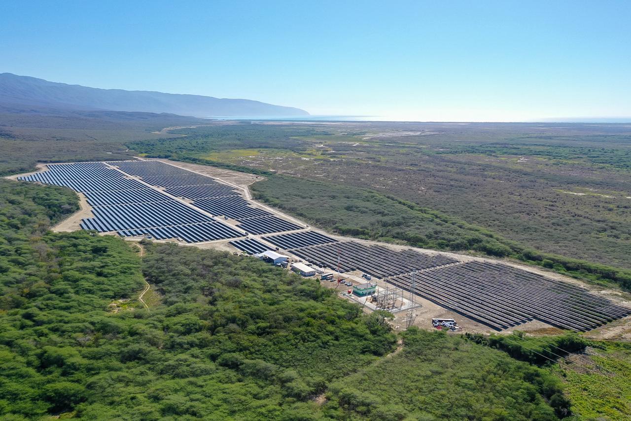 Canoa Solar   <img class=