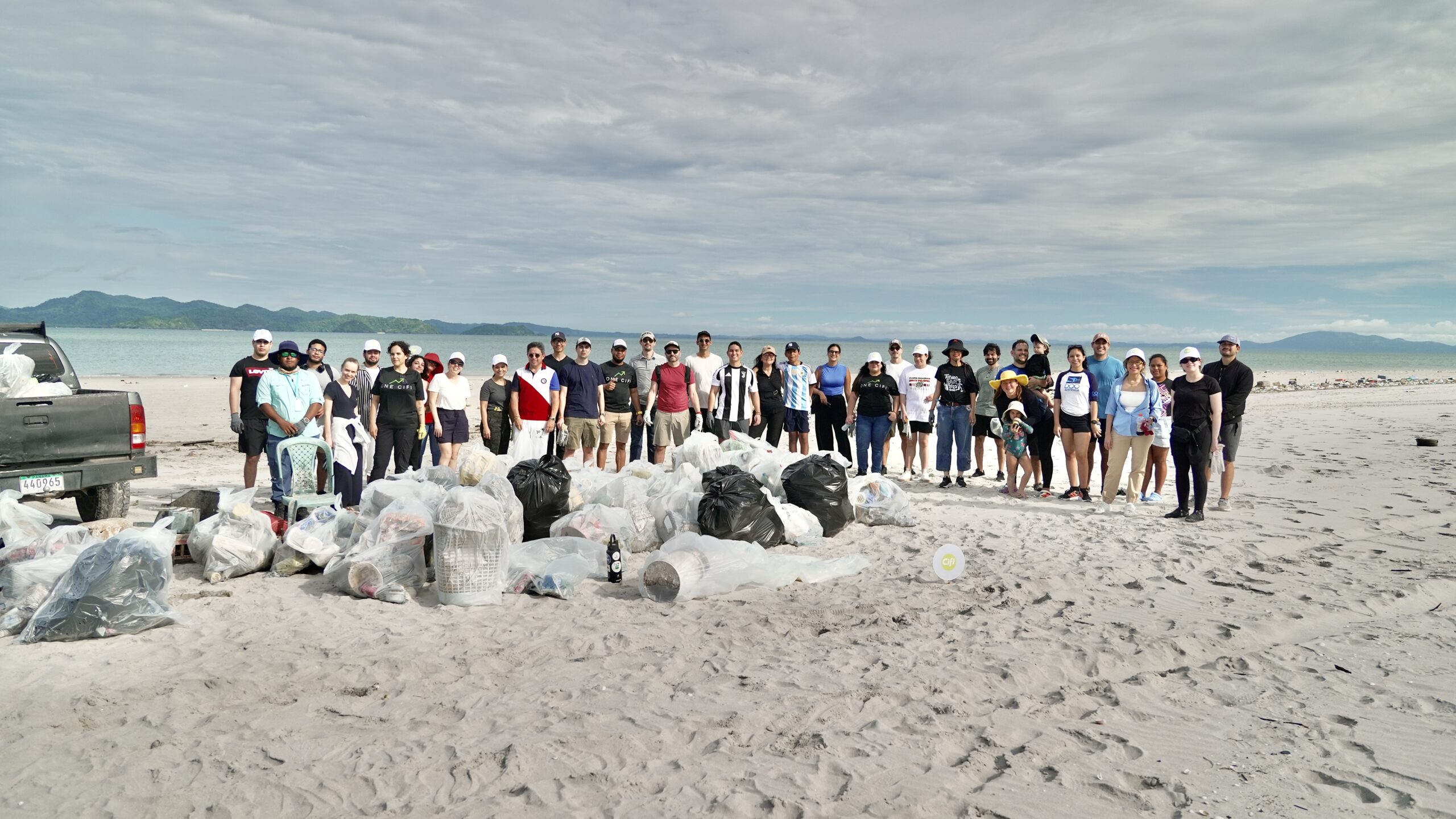 CIFI impulsa conciencia ambiental con jornada de conservación junto a Fundación Tortuguias
